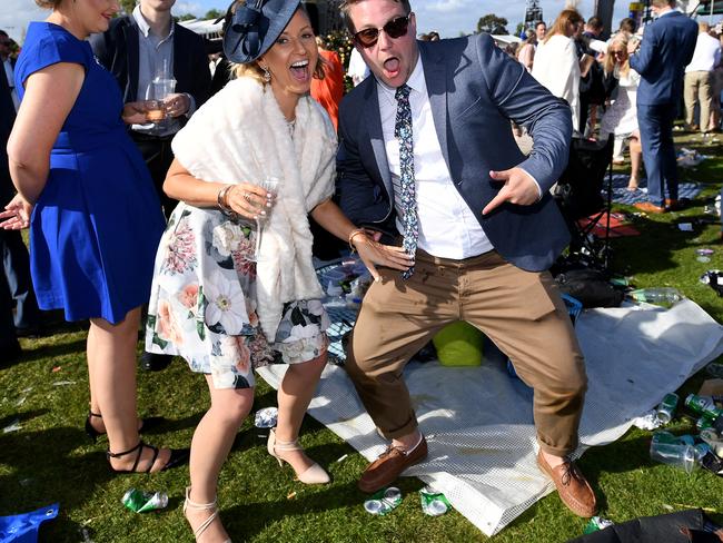 Melbourne Cup 2017 Drunken Antics Begin At Flemington Photos Herald Sun 