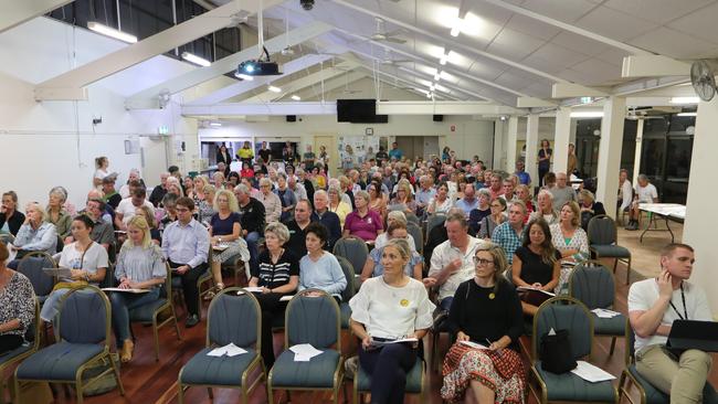 Palm Beach community meeting about City Plan. Picture: Glenn Hampson.