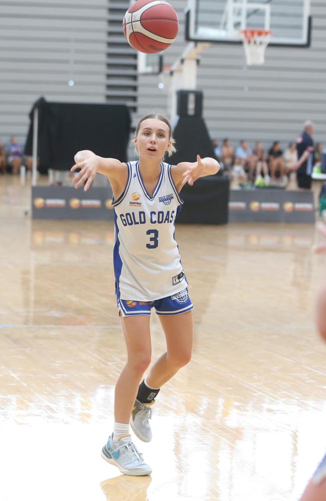 Basketball QLD U18's State Championships 2024 semi-finals day. Div 1 Gold Coast Rollers vs. Logan Thunder. 13 January 2024 Carrara Picture by Richard Gosling