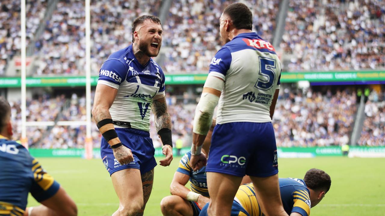 Scrappy Bulldogs steal win from tough Eels