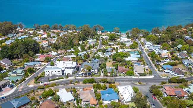 Taroona recorded some of Hobart's best house price growth over the past quarter, per new PropTrack figures.