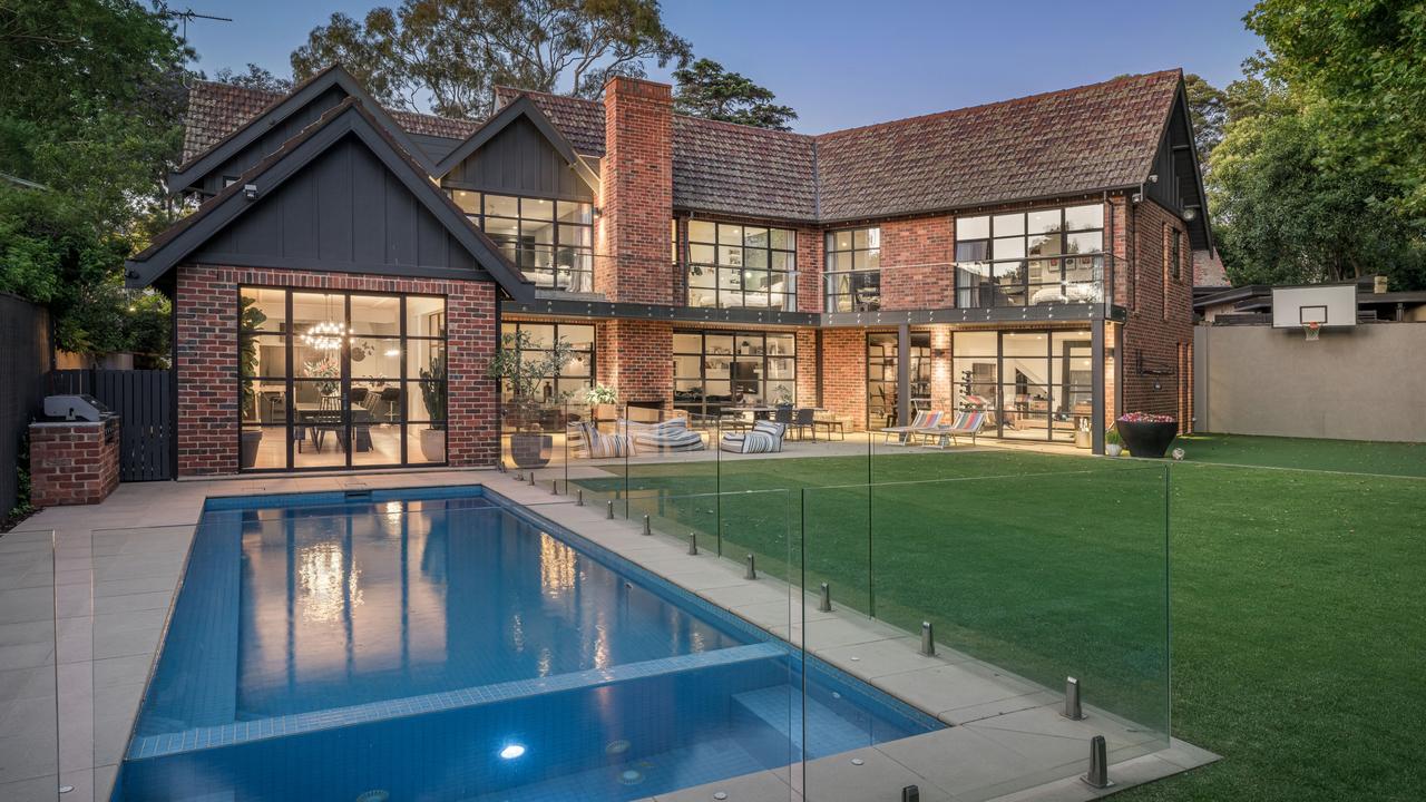 Tania Buckley selling Toorak home she shared with Nathan for $18m ...