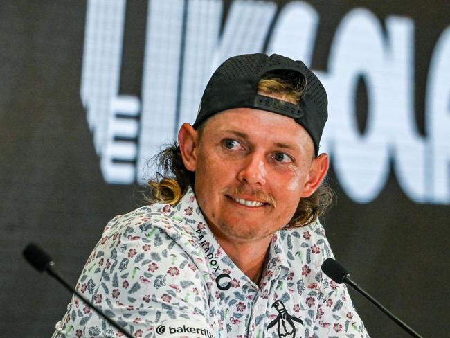 Australian golfer Cameron Smith takes part in a press conference at the end of the semifinals the 2022 LIV Golf Invitational Miami at Trump National Doral Miami golf club in Miami, Florida, on October 29, 2022. (Photo by Giorgio VIERA / AFP)