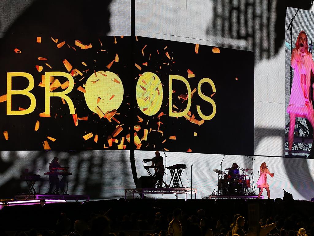 the broods tour