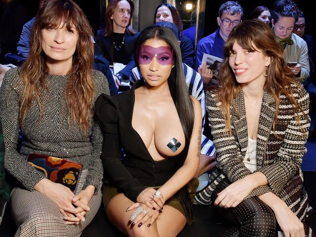 Nicki Minaj bares her whole BOOB at Paris Fashion Week