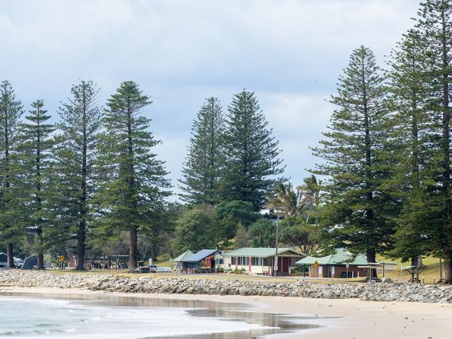 Brooms Head, Main Beach.