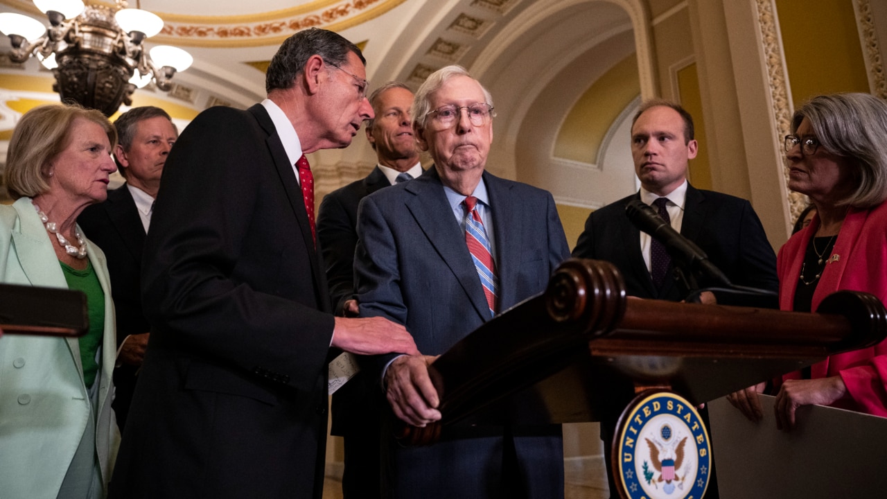 Mitch McConnell ushered away from cameras after freezing during press ...