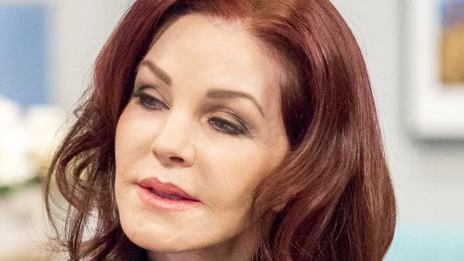 Priscilla Presley in 2016: Youthful appearance shocks internet | Photos ...