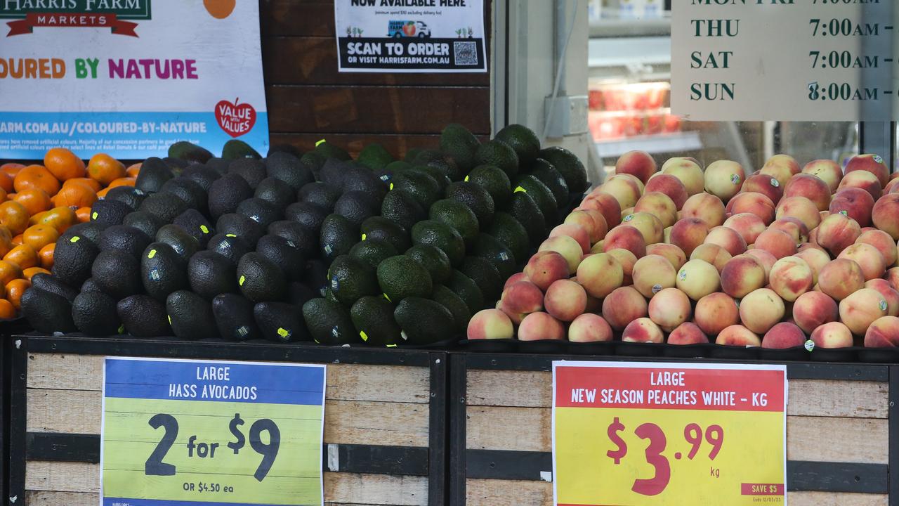 Aussies are expecting a sharp increase in their grocery bills in 2025. Picture: NewsWire / Gaye Gerard.