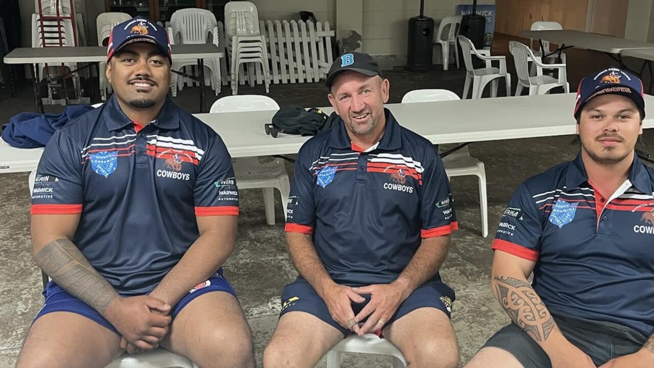 Cowboys coach Colin Speed with new signings Tui Oloapu and Nicolas Donghi (Photo: Warwick Cowboys RLFC)