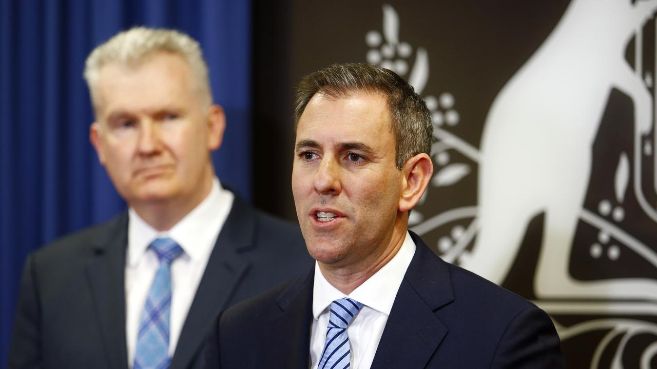 Treasurer Jim Chalmers, right, and Employment and Workplace Relations Minister Tony Burke welcomed the latest wage figures. Picture: NCA NewsWire/Tertius Pickard