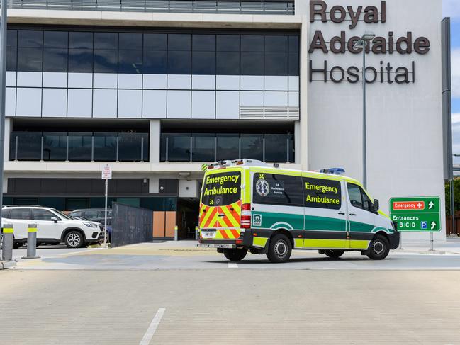 ADELAIDE, AUSTRALIA - NewsWire Photos OCTOBER 28, 2021: Ambulances entering the Royal Adelaide Hospital RAH. Picture: NCA NewsWire/Brenton Edwards