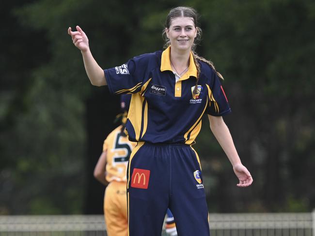 Layla Graham in action for Newcastle last season at the U16 Country Championships. Picture: Martin Ollman