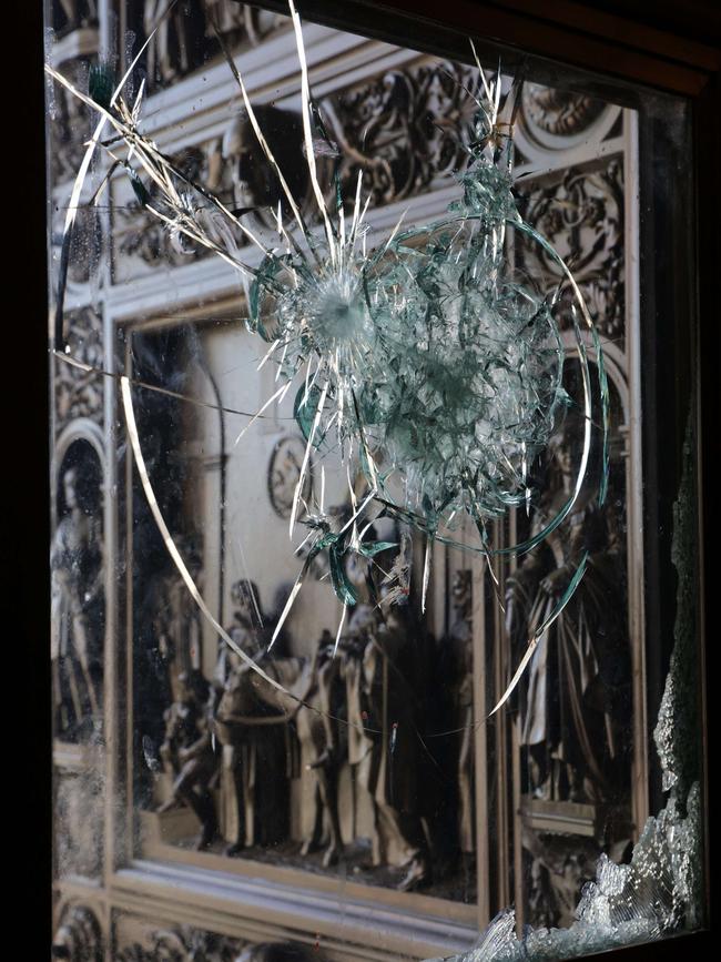 Damage on an entrance of the US Capitol building in Washington DC after pro-Trump mobs stormed the building. Picture: Getty Images/AFP