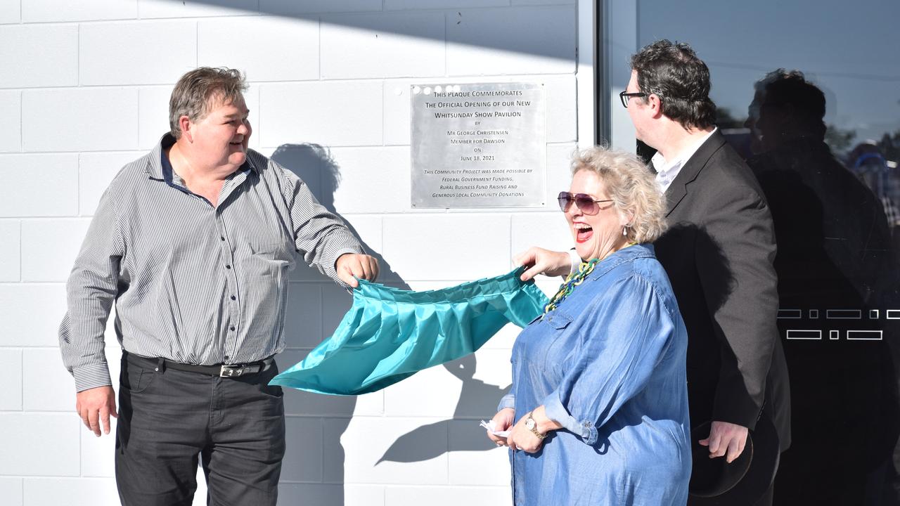 Whitsunday councillor John Collins, Show Whitsunday committee president Donna Rogers, and Dawson MP George Christensen unveiled a plaque honouring those who contributed funds to build the new pavilion. Picture: Kirra Grimes