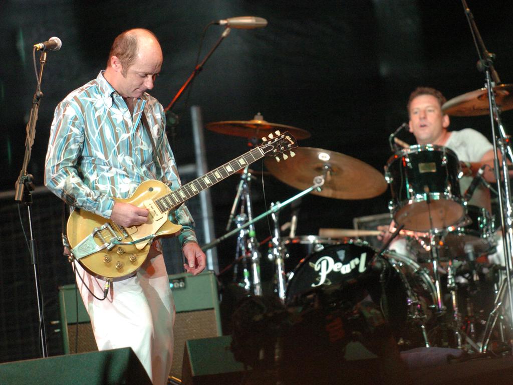 Hoodoo Gurus members Dave Faulkner and Mark Kingsmill after the 2005 race.