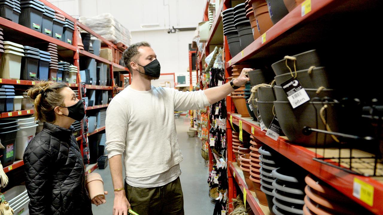 Shoppers at Bunnings have also been encouraged to wear face masks, and it is now mandatory for the hardware chain’s distribution centre staff. Picture: NCA NewsWire / Jeremy Piper