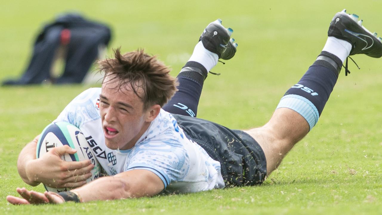 Brody McLaren scoring for the Waratahs against Western Force.