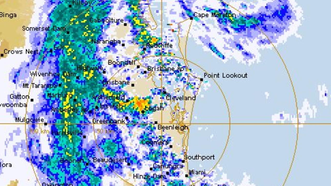 Qld Weather Forecast: Thunderstorms And Flash Flooding As 300mm Rain ...