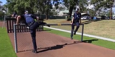 AU QLD:    Police Recruits Do 'Mannequin Challenge' During Tough Obstacle Course   November 16