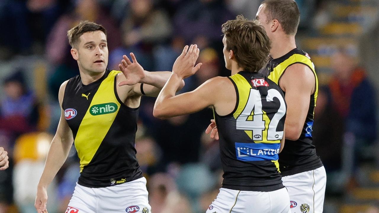 Jayden Short has been subbed out with a hamstring injury. Picture: Russell Freeman/AFL Photos