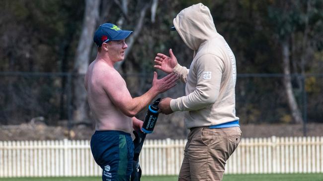 Josh Papalii (hoodie) at Canberra Raiders training this week as water boy — on his day off.