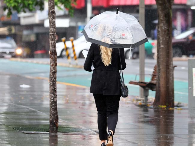 BRISBANE, AUSTRALIA - NewsWire Photos MARCH 20, 2025: Heavy showers fell in Brisbane on Thursday morning as Northern Queensland recorded up to 450mm of rain. Picture: NewsWire/Tertius Pickard