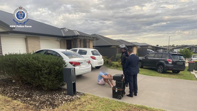 Four arrested following investigation into drug supply in the west. Strike Force Summit. Photo: NSW Police.