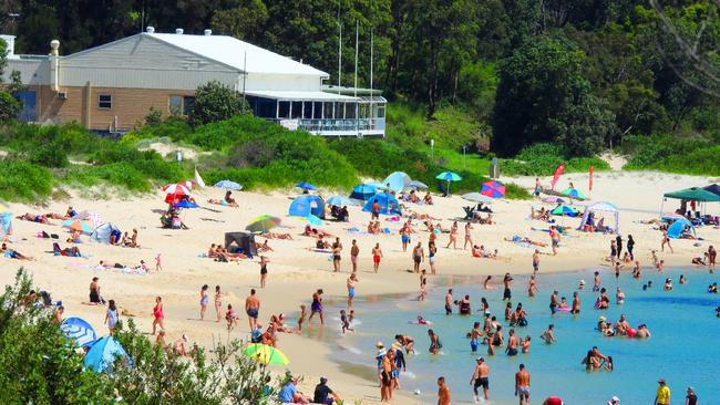 A beautiful summer's day at Yarra Bay. Picture: Christine Kitamura