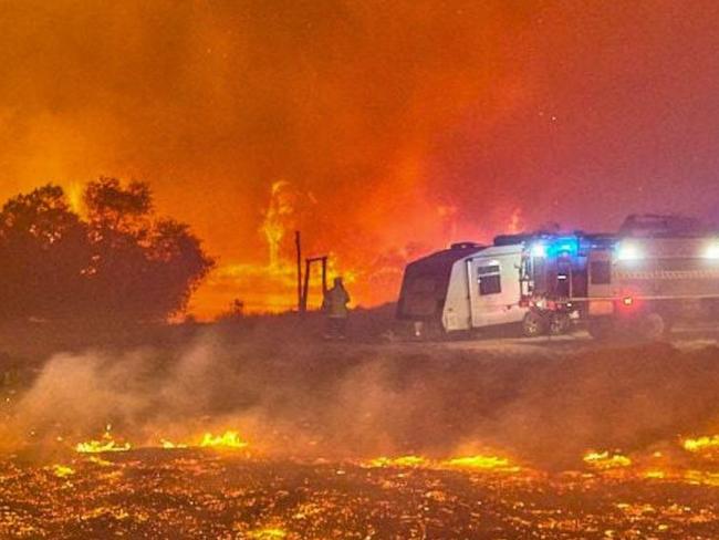 Western Australia residents are being urged to “act immediately to survive” as a Bushfire Emergency Warning has been issued., , The Department of Fire and Emergency Services (DFES) issued the warning for parts of Blythewood, Coolup, Meelon, Nanga Brook,Oakley, Teesdale and Waroona in the Shires of Waroona and Murray just before noon on Monday.  Picture: Department of Fire and Emergency Services WA (posted 24/3/2024)