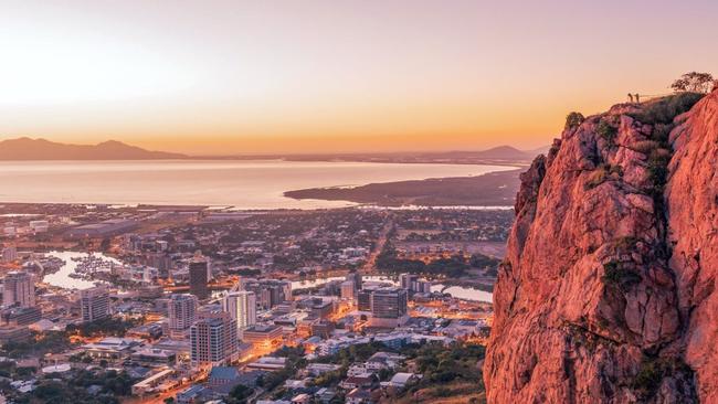 TOWNSVILLE GENERIC – SUPPLIED BY TOWNSVILLE ENTERPRISE/QUEENSLAND TOURISM COUNCIL