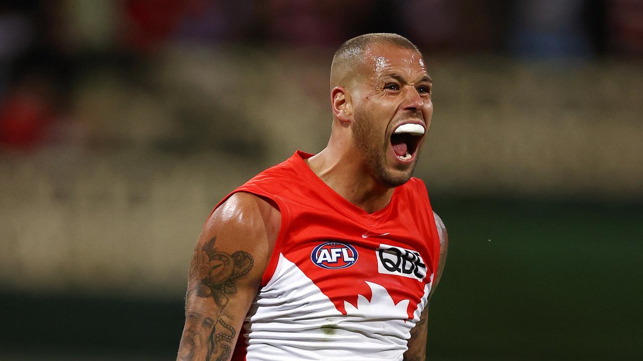 Lance Franklin celebrates as the final siren. Picture by Michael Klein