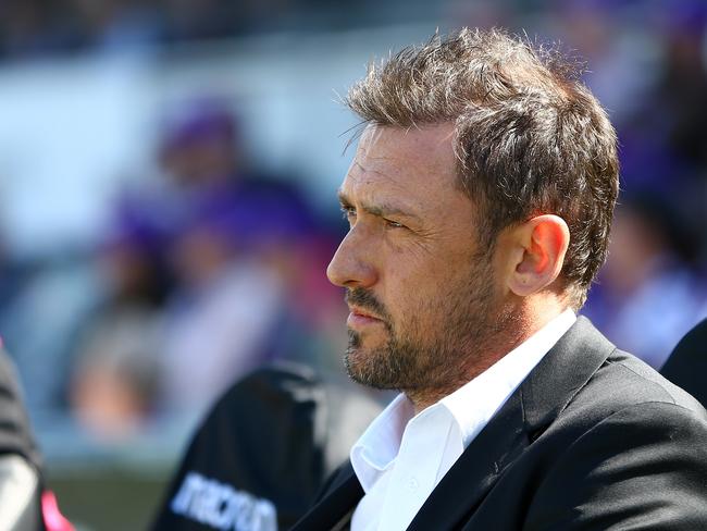 Tony Popovic, Manager of the Glory is seen during the Round 4 A-League match between Perth Glory and Central Coast Mariners at HBF Park in Perth, Sunday, November 3, 2019. (AAP Image/Gary Day) NO ARCHIVING, EDITORIAL USE ONLY