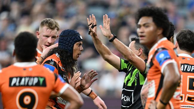 NRL 2025 RD13 North Queensland Cowboys v Wests Tigers - Jarome Luai, Sin Bin. Picture: NRL Photos