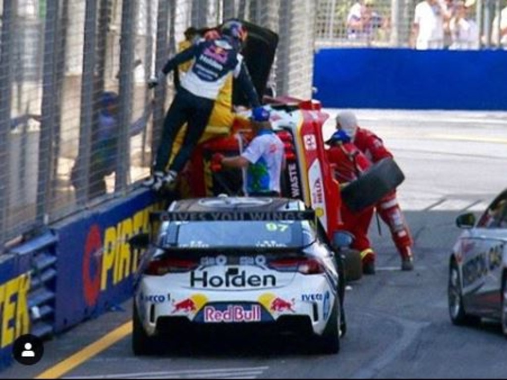 Supercars 2019: Shane Van Gisbergen’s Superb Act Of Sportsmanship ...