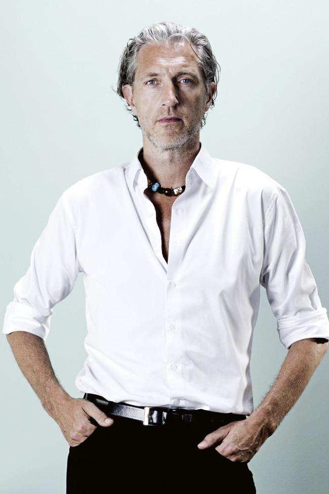 Take a look at Marcel Wanders's style