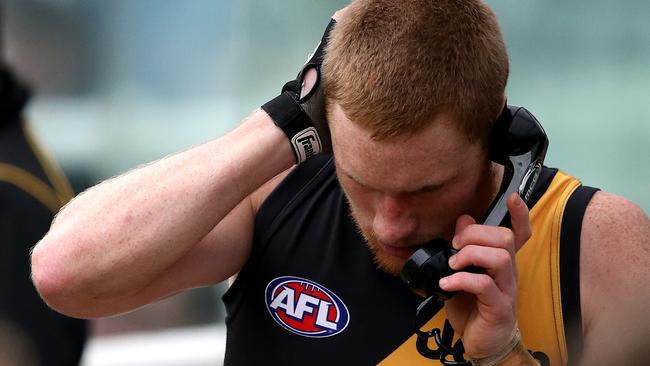 Round 13: Richmond v Fremantle AFLR1314 Picture : Wayne Ludbey Nick Vlastuin on the phone