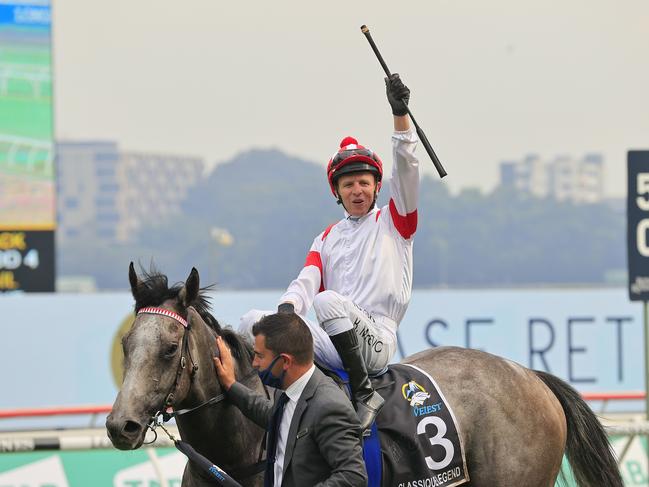 SYDNEY, AUSTRALIA - OCTOBER 17: Kerrin McEvoy on Classique Legend returns to scale after winning race 7 the TAB Everest during Sydney Racing at Royal Randwick Racecourse on October 17, 2020 in Sydney, Australia. (Photo by Mark Evans/Getty Images)