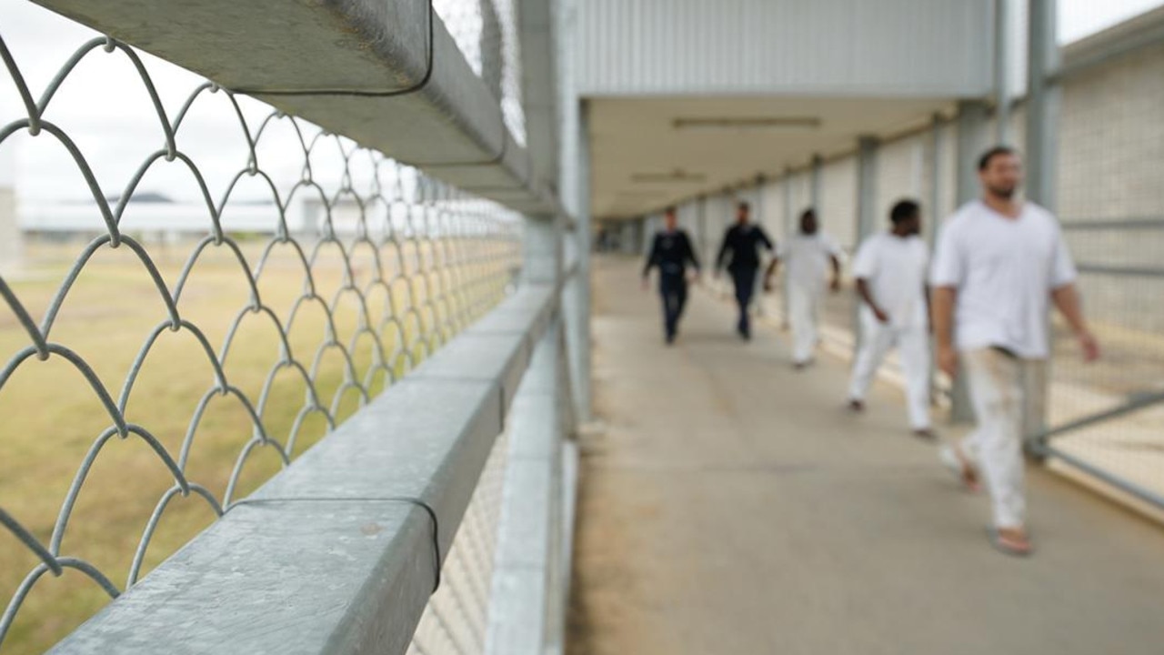 Parole backlog delays release of prisoners, Cairns courts told
