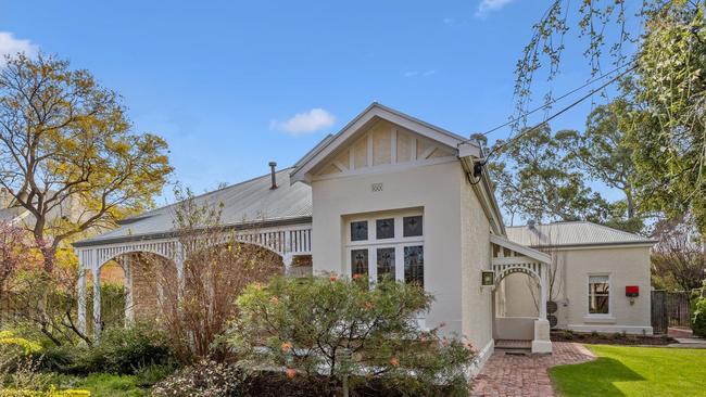 Adelaide continued to record an 80 per cent plus success rate, with a house on Halsbury Avenue in Kingswood selling at $3.15m.