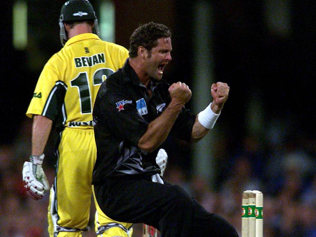 Chris Cairns taking a wicket against Australia.