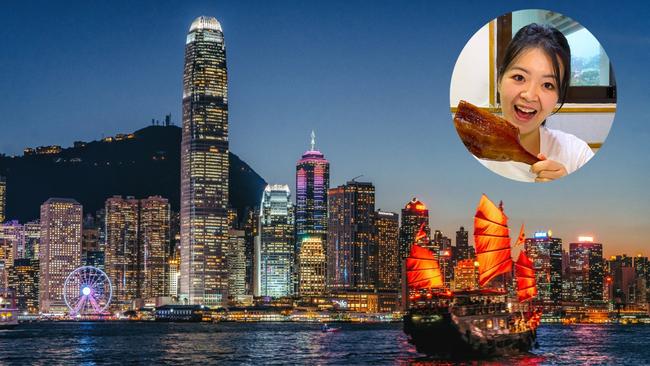 Junkboat of Hong Kong at night