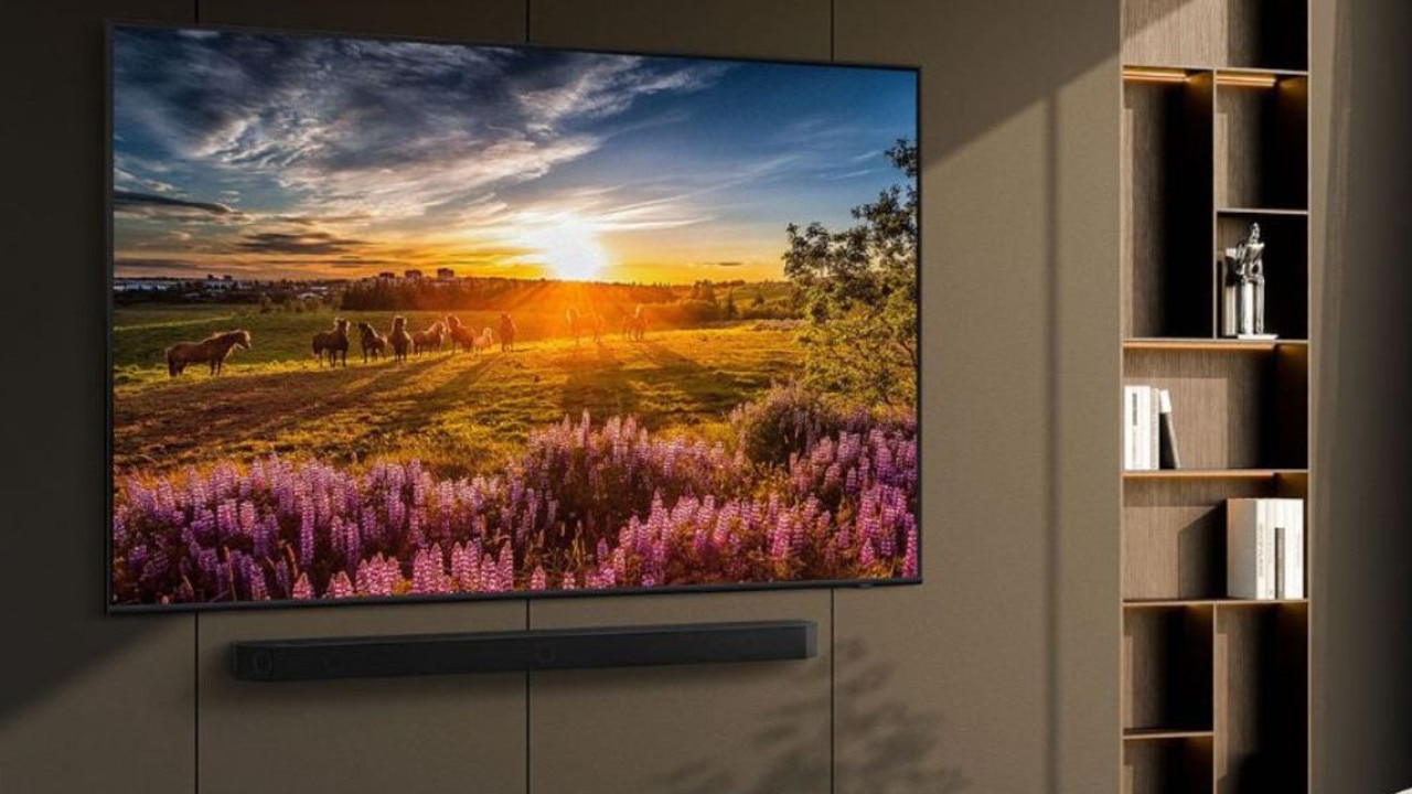 Save almost 50 per cent on Samsung 85” Q60D 4K QLED Smart TV. Picture: Samsung