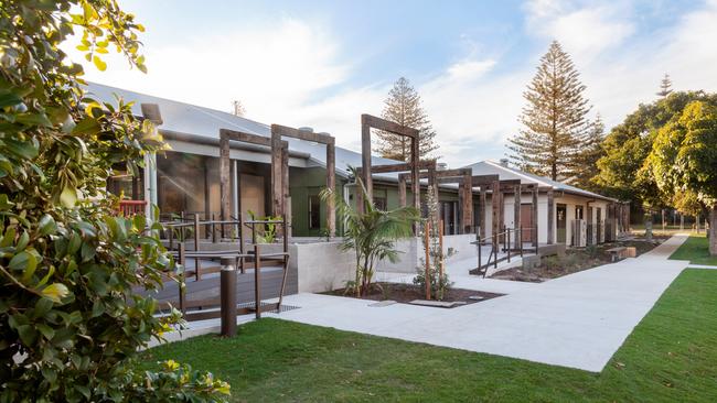 Wordsworth Street main entrance and cafe terrace, Byron CoLab.