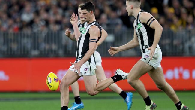 Can Pendles and the Pies win the midfield battle. Picture: AAP