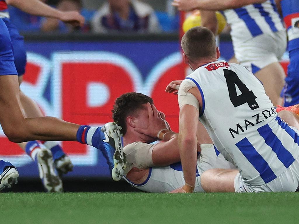 Charlie Comben was involved in a heavy collision early on in the game. Picture: Daniel Pockett/Getty Images.