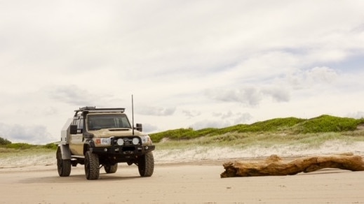 A 4WD vehicle at Patches Beach, Ballina.