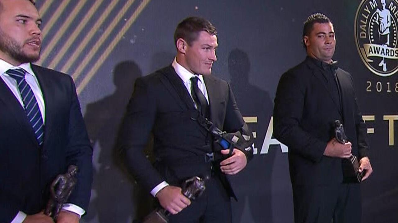 Josh Jackson (centre) takes out backrower of the year at 2018 Dally M Awards.