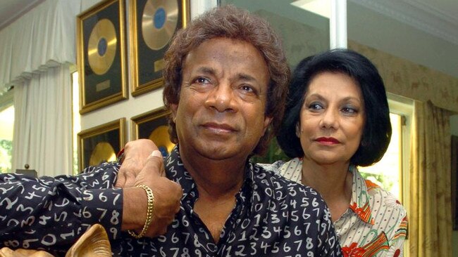 Kamahl and Sahodra separated in 2021.