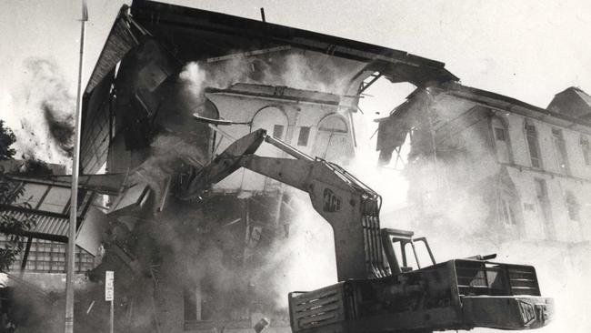 Heritage buildings were lost. Above, the demolition of the Bellevue Hotel in 1979.